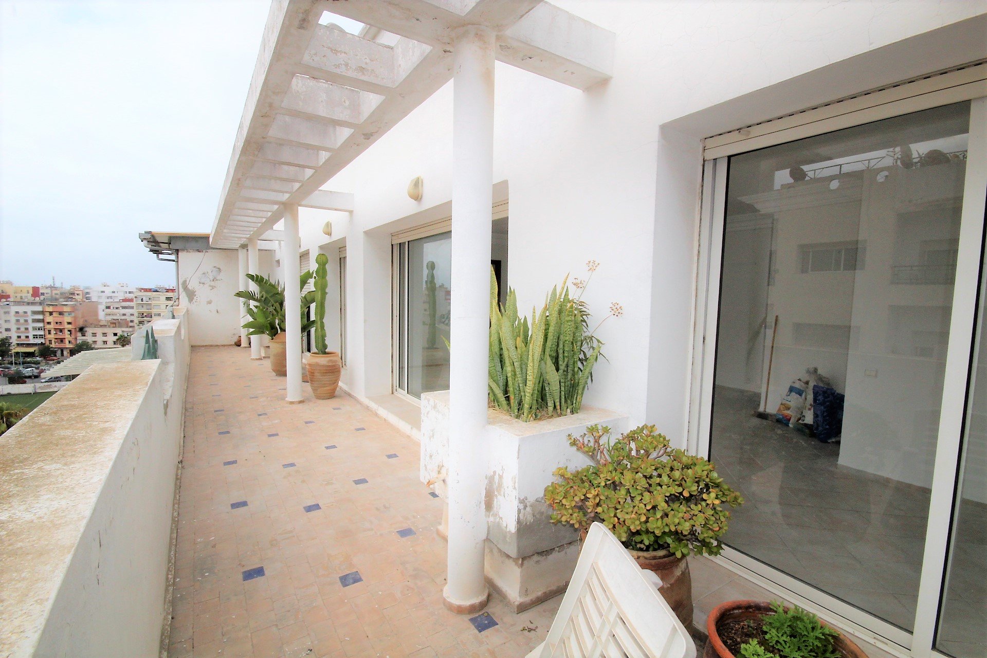 Maroc, Casablanca, Bourgogne, loue appartement 3 chambres avec terrasse