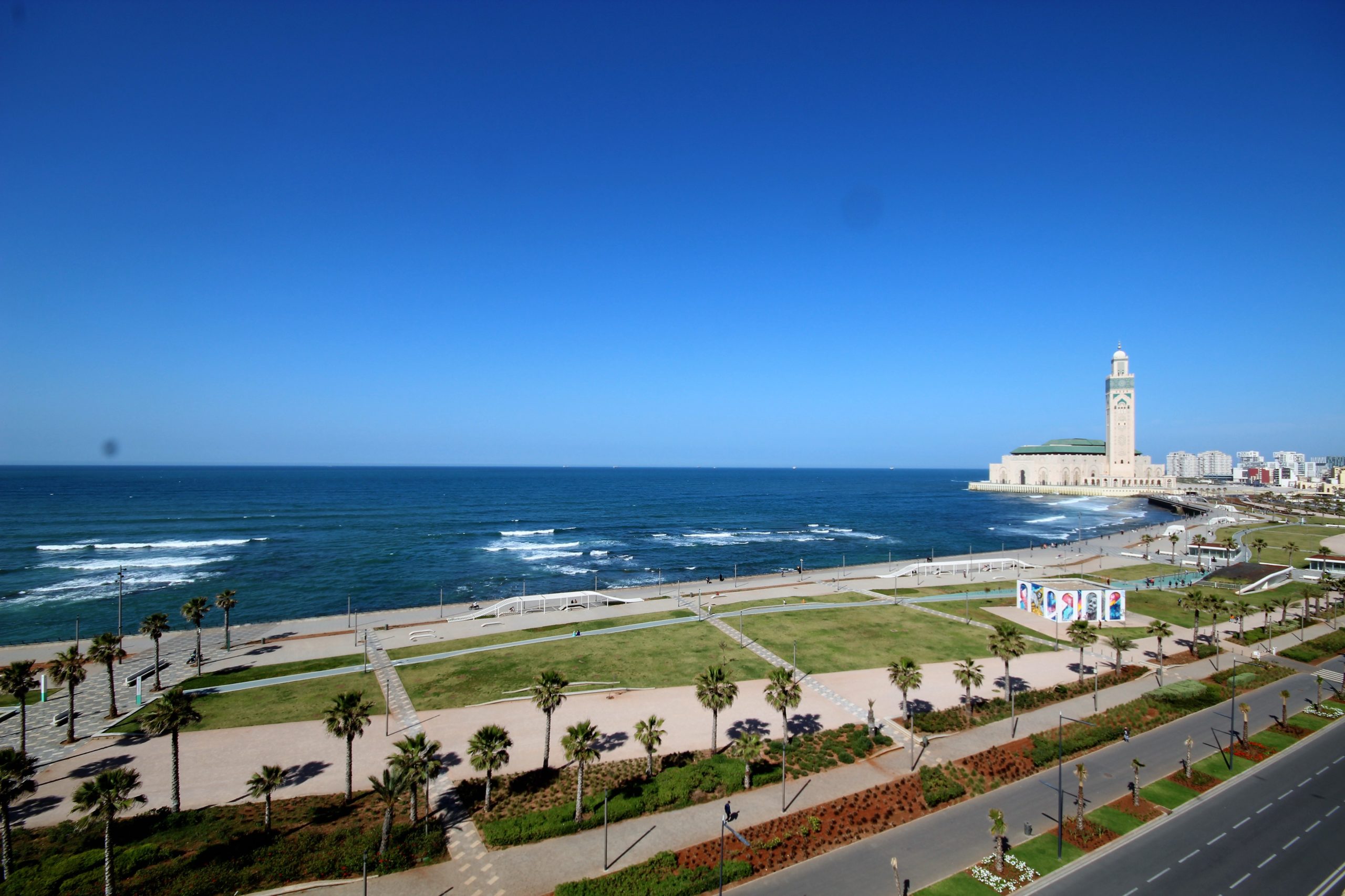 Maroc, Casablanca, Corniche secteur Hassan II, à acheter parfait 52m² terrasse Neuf