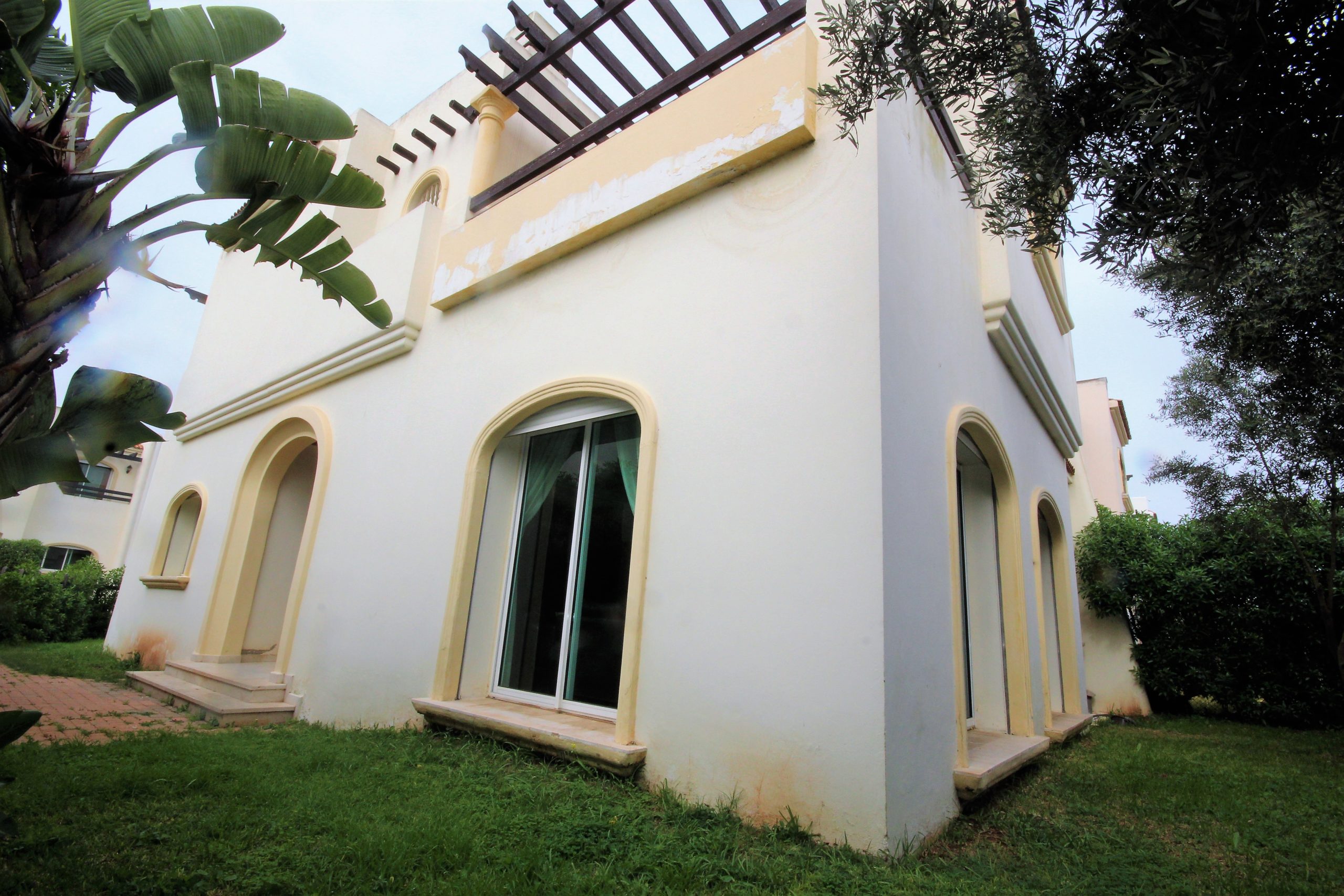 Maroc, Casablanca, Ain diab, villa à acheter 4 chambres vue mer en residence fermée