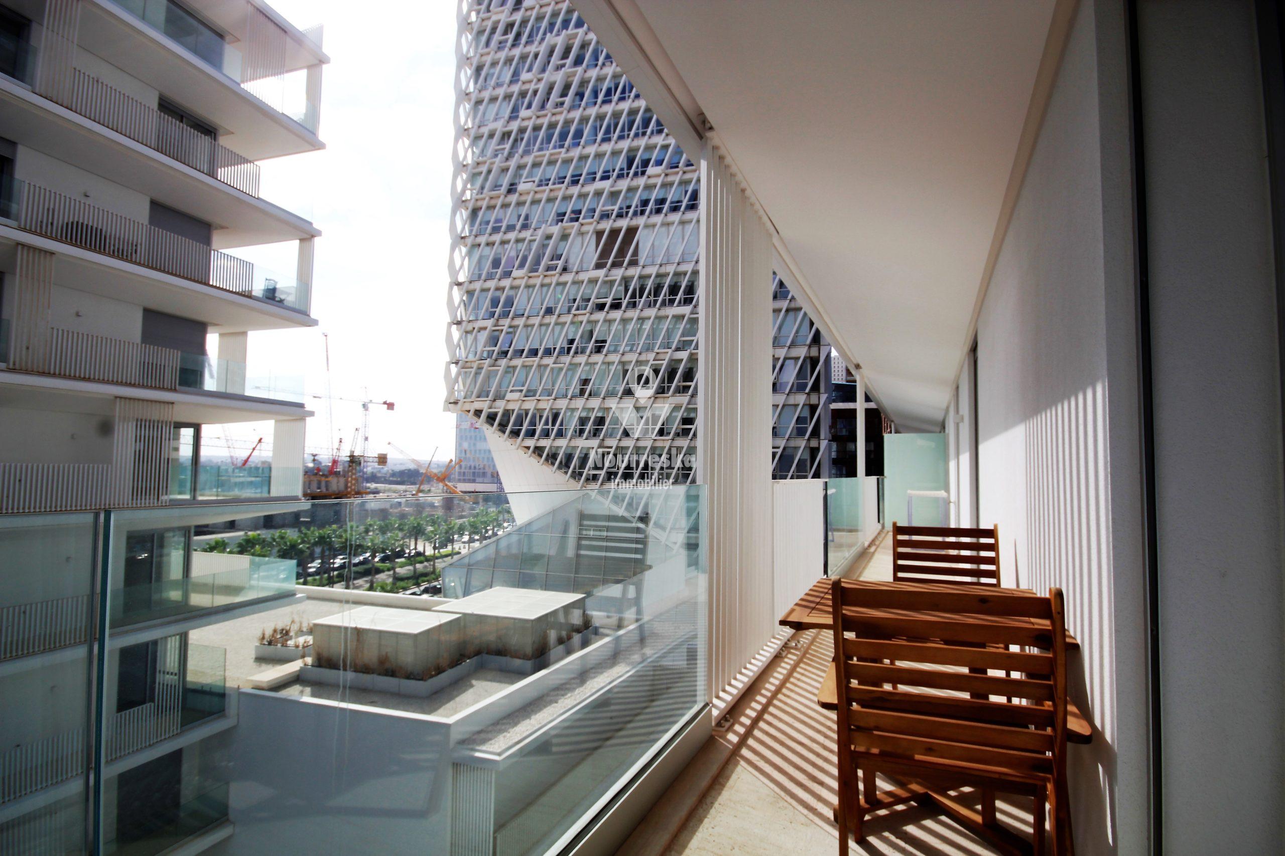 Casa finance city loue logement meublé de 106 m2 dont 26 m2 de terrasse