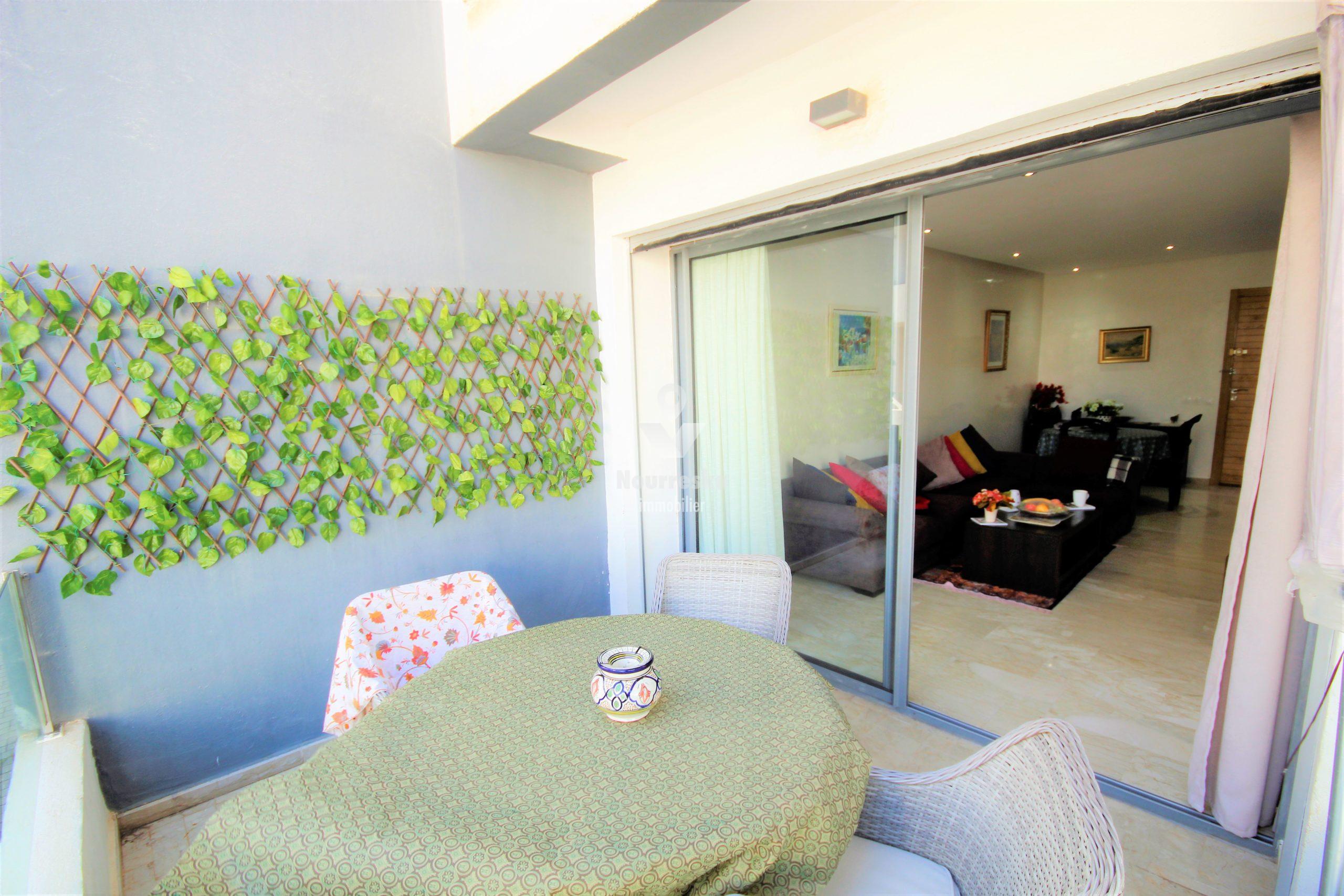 Dar Bouazza confortable meublé bien équipé de 77 m² avec terrasse à louer